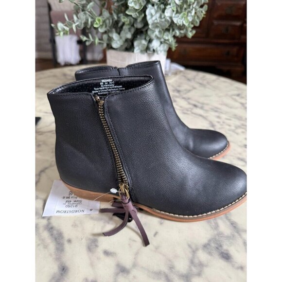 NWT Nordstrom Black Tucker + Tate Harper Zip Heeled Booties Toddler Kids Size 4M - Picture 2 of 7